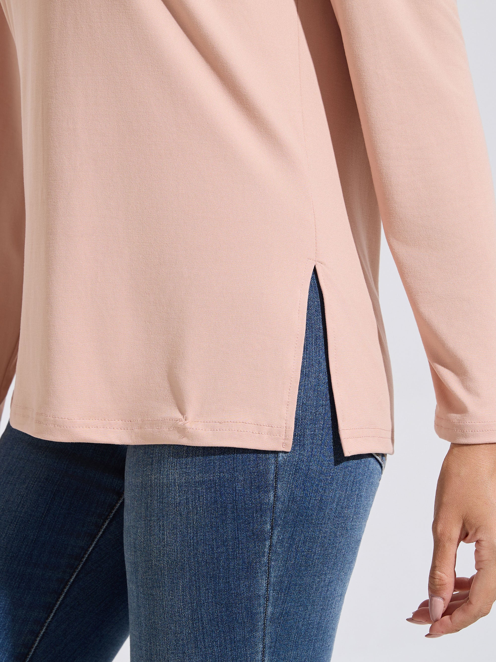 SHOWITTY Plus Size Fall Essentials – 3-Pack V-Neck Loose Tees for Women, Soft & Flattering Everyday Tops