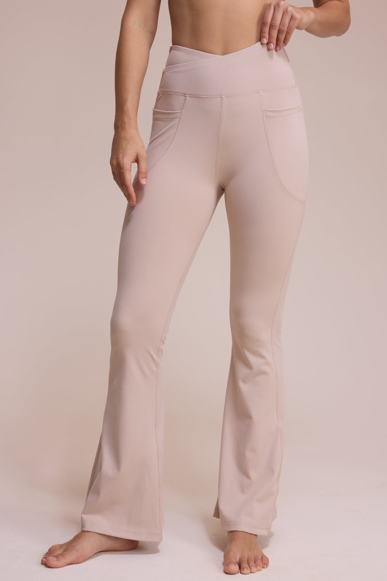 SHOWITTY 2-Pack Flare Leggings for Women – High-Waisted Crossover Yoga Pants with Pockets